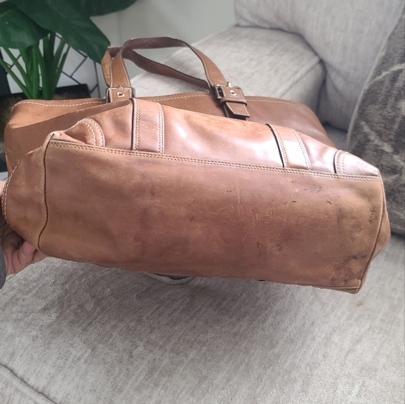 Coach Vintage Hampton Leather Tite Bag - Picture 2 of 8